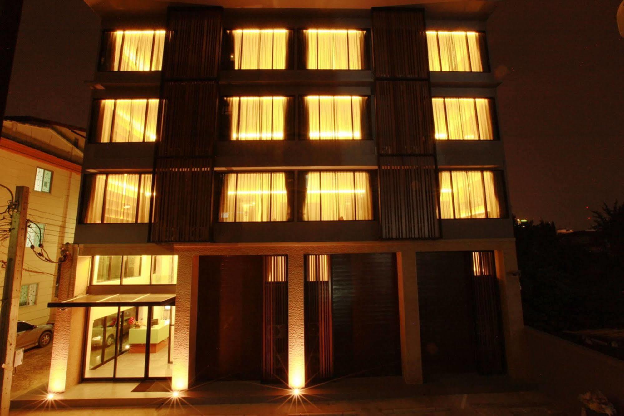 The Bangkok Major Suite Dış mekan fotoğraf