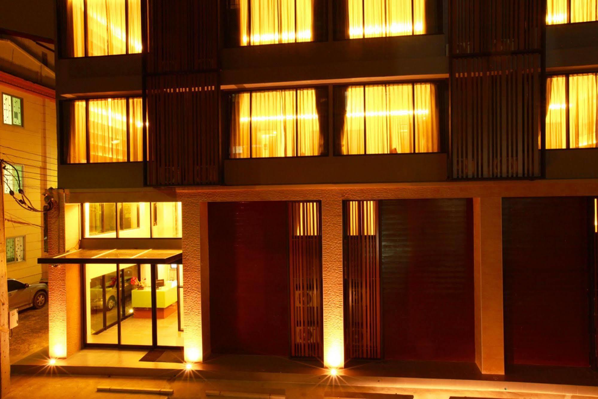 The Bangkok Major Suite Dış mekan fotoğraf